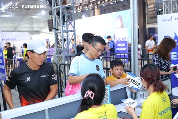 HO CHI MINH CITY NIGHT RUN EXIMBANK 2024 - Ảnh #1965677
