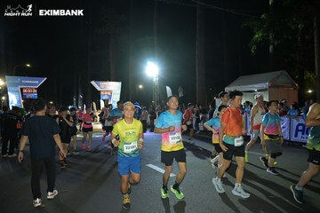 HO CHI MINH CITY NIGHT RUN EXIMBANK 2024 - Ảnh #1970827
