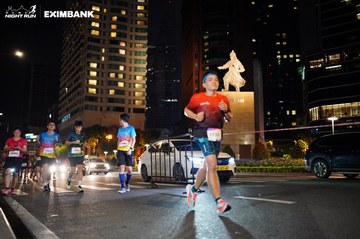 HO CHI MINH CITY NIGHT RUN EXIMBANK 2024 - Ảnh #1989772