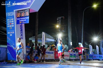 HO CHI MINH CITY NIGHT RUN EXIMBANK 2024 - Ảnh #2033710