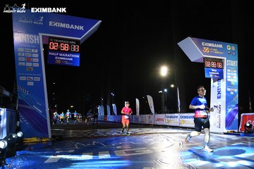 HO CHI MINH CITY NIGHT RUN EXIMBANK 2024 - Ảnh #2059922