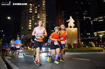 HO CHI MINH CITY NIGHT RUN EXIMBANK 2024 - Ảnh #1990616