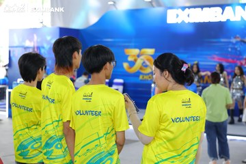HO CHI MINH CITY NIGHT RUN EXIMBANK 2024 - Ảnh #1965438