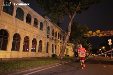 HO CHI MINH CITY NIGHT RUN EXIMBANK 2024 - Ảnh #2102929
