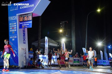 HO CHI MINH CITY NIGHT RUN EXIMBANK 2024 - Ảnh #2033046