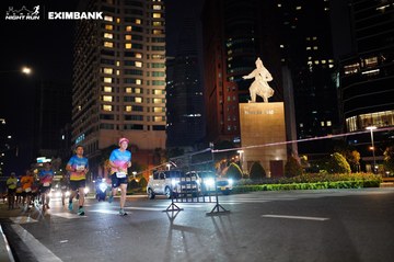 HO CHI MINH CITY NIGHT RUN EXIMBANK 2024 - Ảnh #1990737