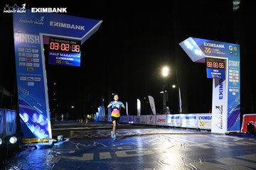 HO CHI MINH CITY NIGHT RUN EXIMBANK 2024 - Ảnh #2062665