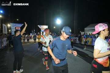 HO CHI MINH CITY NIGHT RUN EXIMBANK 2024 - Ảnh #1970832
