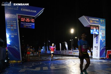 HO CHI MINH CITY NIGHT RUN EXIMBANK 2024 - Ảnh #2062276