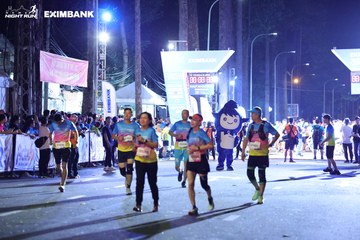 HO CHI MINH CITY NIGHT RUN EXIMBANK 2024 - Ảnh #1970320