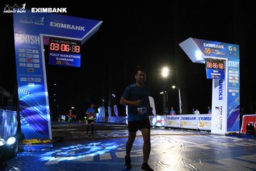 HO CHI MINH CITY NIGHT RUN EXIMBANK 2024 - Ảnh #2065124