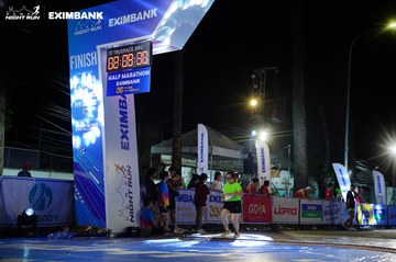 HO CHI MINH CITY NIGHT RUN EXIMBANK 2024 - Ảnh #2034390
