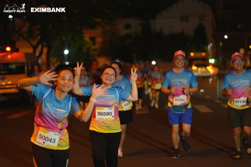 HO CHI MINH CITY NIGHT RUN EXIMBANK 2024 - Ảnh #2029146