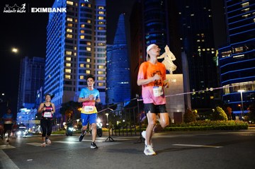 HO CHI MINH CITY NIGHT RUN EXIMBANK 2024 - Ảnh #1990290