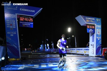 HO CHI MINH CITY NIGHT RUN EXIMBANK 2024 - Ảnh #2062305