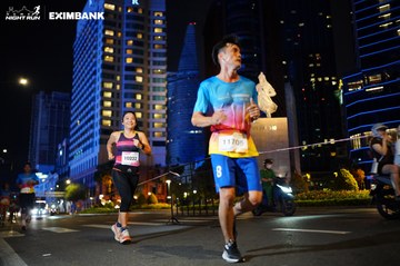 HO CHI MINH CITY NIGHT RUN EXIMBANK 2024 - Ảnh #1990291