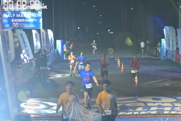 HO CHI MINH CITY NIGHT RUN EXIMBANK 2024 - Ảnh #2029727