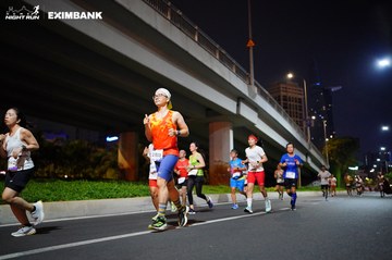 HO CHI MINH CITY NIGHT RUN EXIMBANK 2024 - Ảnh #1988891
