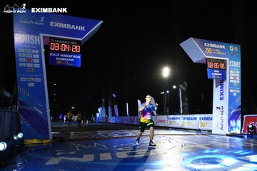 HO CHI MINH CITY NIGHT RUN EXIMBANK 2024 - Ảnh #2063436