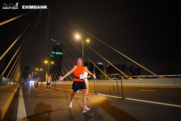 HO CHI MINH CITY NIGHT RUN EXIMBANK 2024 - Ảnh #2024864