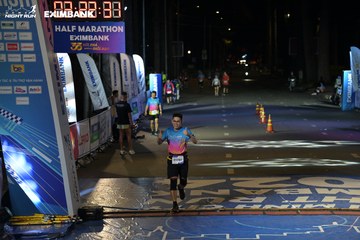 HO CHI MINH CITY NIGHT RUN EXIMBANK 2024 - Ảnh #2026886