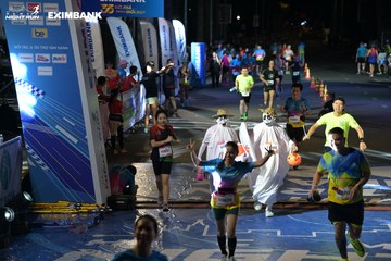 HO CHI MINH CITY NIGHT RUN EXIMBANK 2024 - Ảnh #2032798