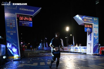 HO CHI MINH CITY NIGHT RUN EXIMBANK 2024 - Ảnh #2059398
