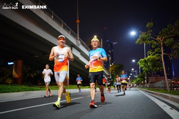 HO CHI MINH CITY NIGHT RUN EXIMBANK 2024 - Ảnh #1988856