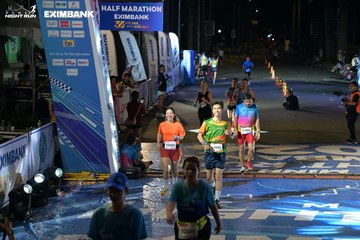 HO CHI MINH CITY NIGHT RUN EXIMBANK 2024 - Ảnh #2027136