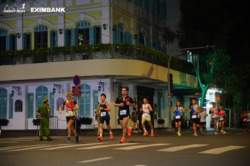 HO CHI MINH CITY NIGHT RUN EXIMBANK 2024 - Ảnh #2031076