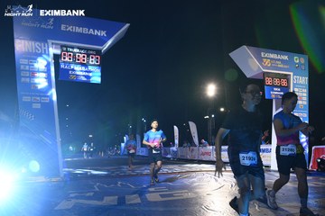 HO CHI MINH CITY NIGHT RUN EXIMBANK 2024 - Ảnh #2059857