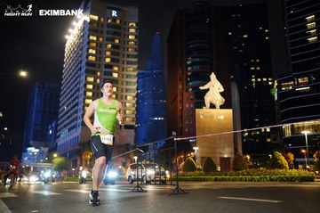 HO CHI MINH CITY NIGHT RUN EXIMBANK 2024 - Ảnh #1989263