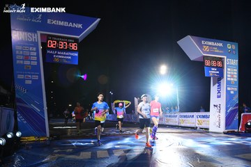 HO CHI MINH CITY NIGHT RUN EXIMBANK 2024 - Ảnh #2059542