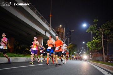 HO CHI MINH CITY NIGHT RUN EXIMBANK 2024 - Ảnh #1988926