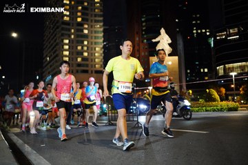 HO CHI MINH CITY NIGHT RUN EXIMBANK 2024 - Ảnh #1990033