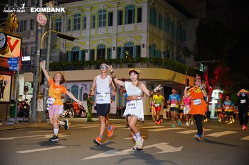 HO CHI MINH CITY NIGHT RUN EXIMBANK 2024 - Ảnh #2032215