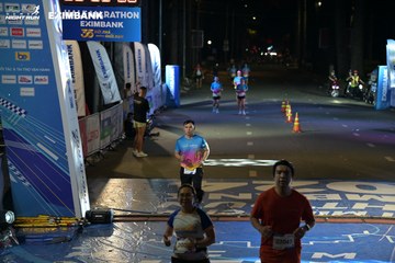 HO CHI MINH CITY NIGHT RUN EXIMBANK 2024 - Ảnh #2026814