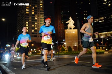 HO CHI MINH CITY NIGHT RUN EXIMBANK 2024 - Ảnh #1989574