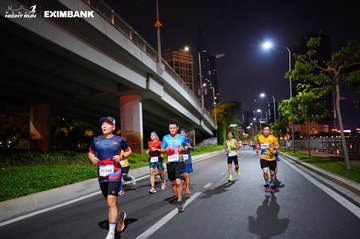 HO CHI MINH CITY NIGHT RUN EXIMBANK 2024 - Ảnh #1988843