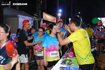 HO CHI MINH CITY NIGHT RUN EXIMBANK 2024 - Ảnh #2012732