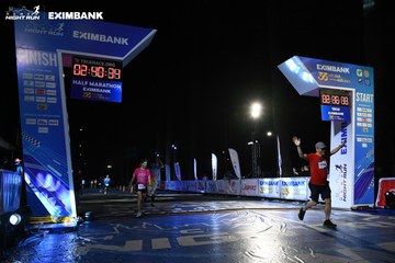 HO CHI MINH CITY NIGHT RUN EXIMBANK 2024 - Ảnh #2061346