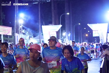 HO CHI MINH CITY NIGHT RUN EXIMBANK 2024 - Ảnh #1971922