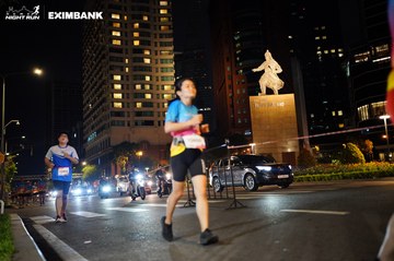 HO CHI MINH CITY NIGHT RUN EXIMBANK 2024 - Ảnh #1991353