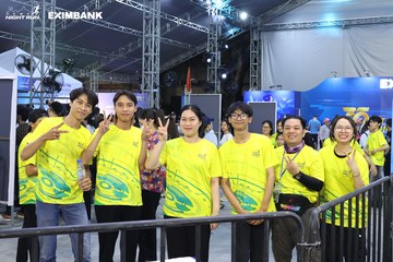 HO CHI MINH CITY NIGHT RUN EXIMBANK 2024 - Ảnh #1964956