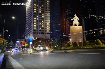 HO CHI MINH CITY NIGHT RUN EXIMBANK 2024 - Ảnh #1989348