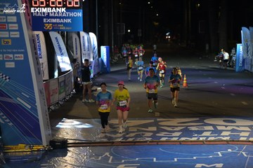HO CHI MINH CITY NIGHT RUN EXIMBANK 2024 - Ảnh #2027016