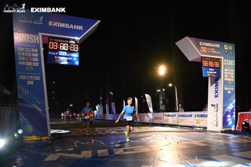 HO CHI MINH CITY NIGHT RUN EXIMBANK 2024 - Ảnh #2065959