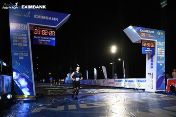 HO CHI MINH CITY NIGHT RUN EXIMBANK 2024 - Ảnh #2062724