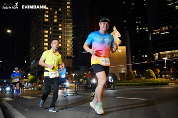 HO CHI MINH CITY NIGHT RUN EXIMBANK 2024 - Ảnh #1990933