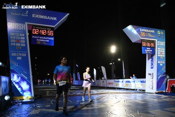 HO CHI MINH CITY NIGHT RUN EXIMBANK 2024 - Ảnh #2063119